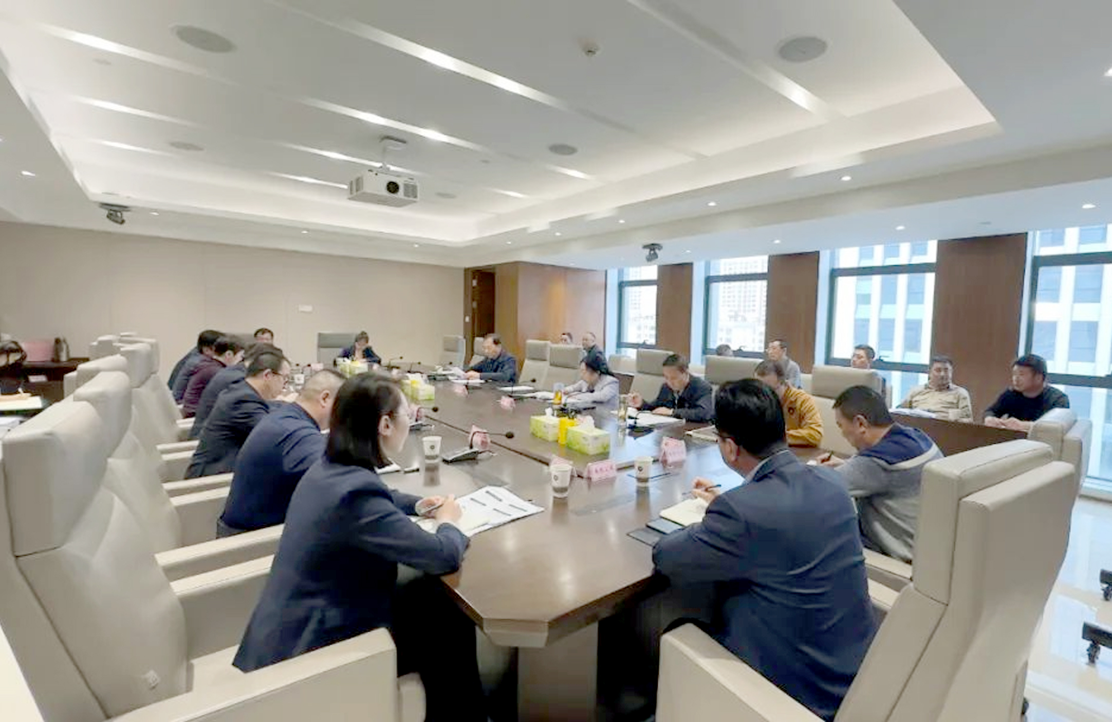 爱游戏官网召开国有企业改革深化提升行动动员部署会议